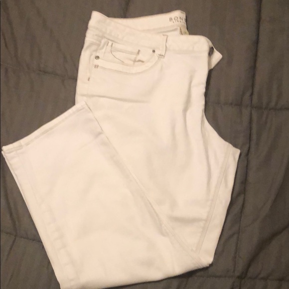 Sonoma Pants - Sonoma Lifestyle Modern Fit Capri - White